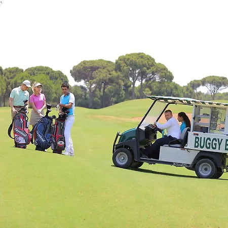 Sueno Golf אתר נופש באלאק